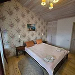 Minihotel Zolotoe Runo 여관 *