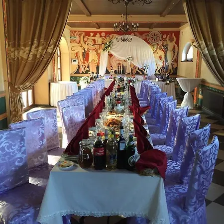 Minihotel Zolotoe Runo * Ploskoye