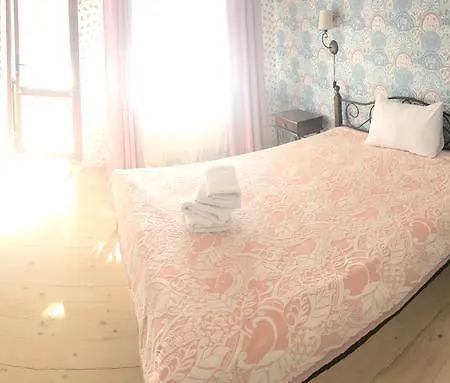 Minihotel Zolotoe Runo * Ploskoye